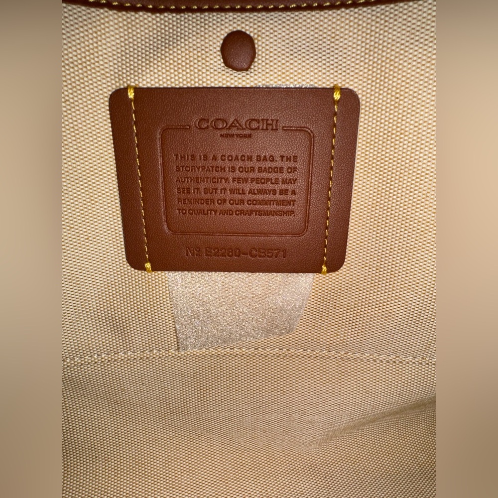 Coach Leather Tote Bag Brown with Gold Hardware - Picture 4 of 13